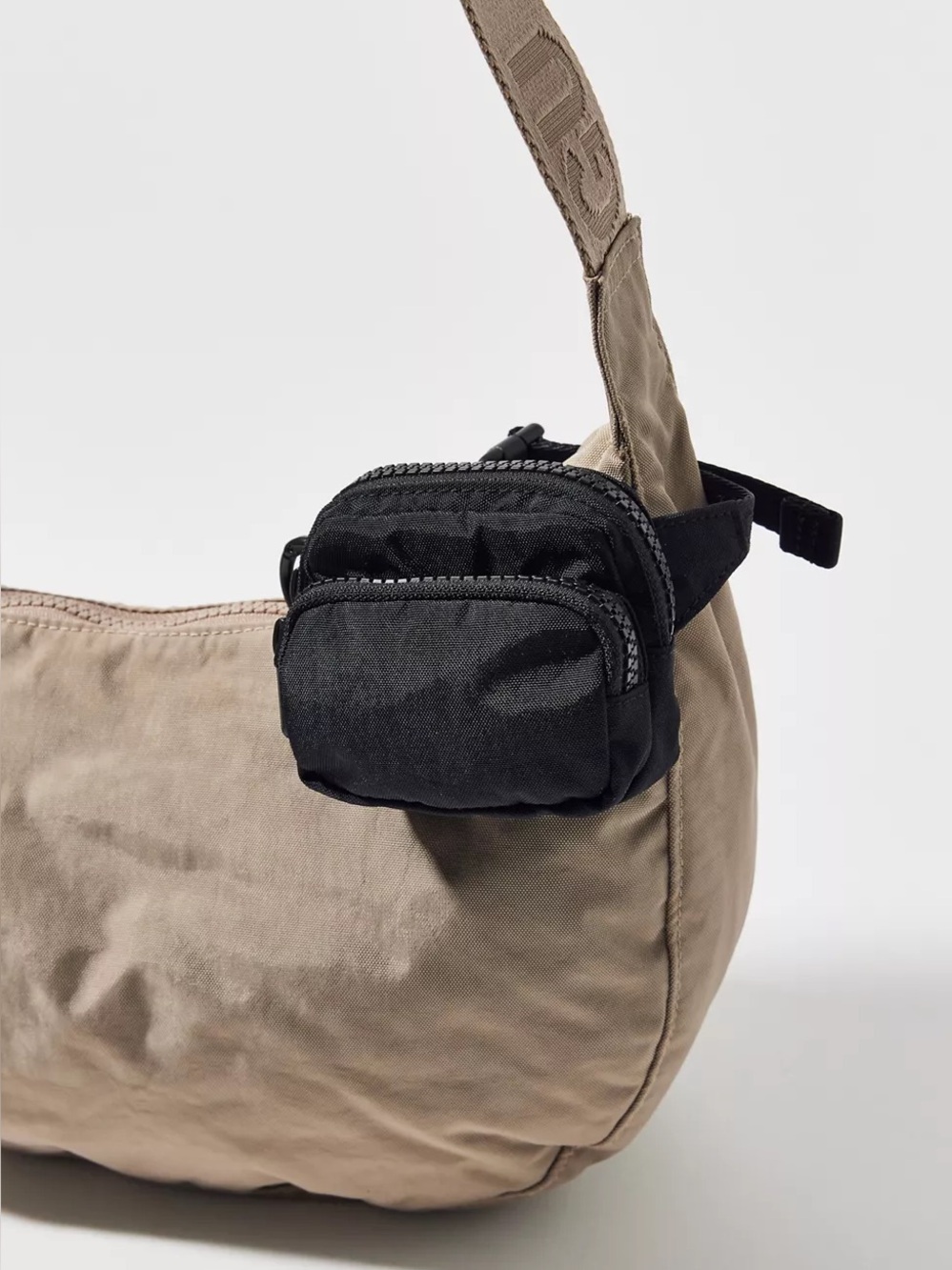BAGGU Fanny Pack Bag Charm